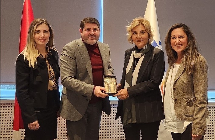 TÜROB Başkanı Sn. Müberra Eresin ve Yönetim Kurulu üyeleri ziyareti